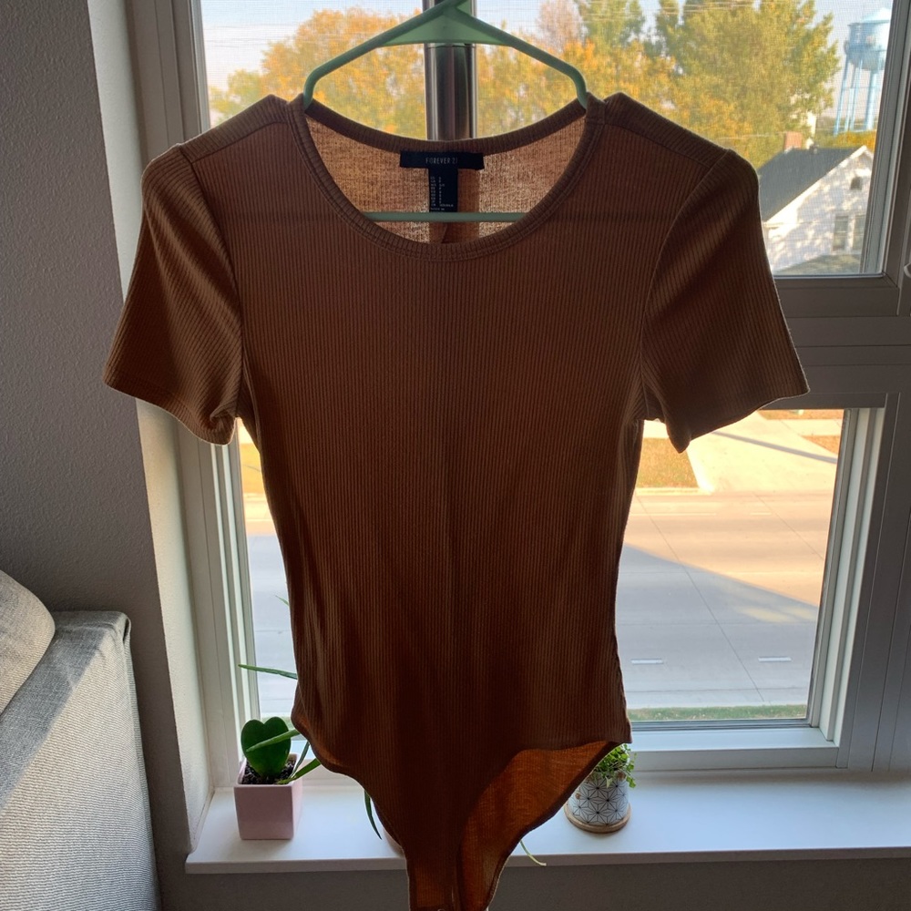 Tan short sleeve bodysuit